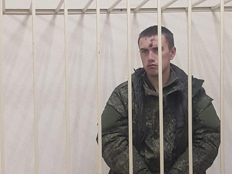 Расстрелявшего в Воронеже сослуживцев Антона Макарова признали невменяемым Расстрелявшего в Воронеже сослуживцев Антона Макарова признали невменяемым