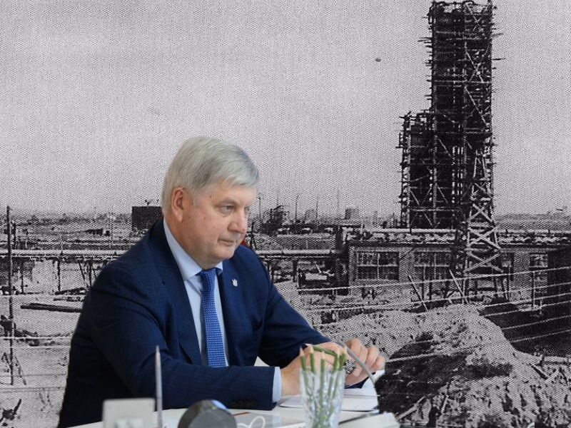 Страшные трагедии переживал завод, который вырастил воронежского губернатора Страшные трагедии переживал завод, который вырастил воронежского губернатора