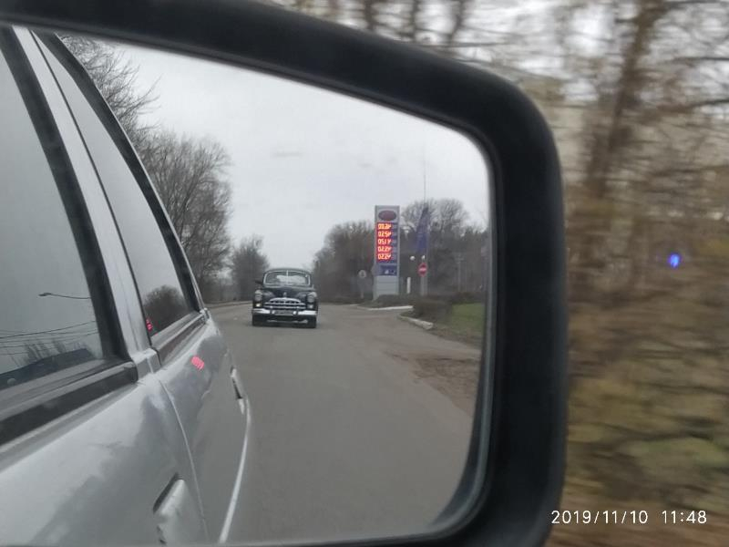 Ретро «Волгу» советской элиты заметили на воронежской дороге Ретро «Волгу» советской элиты заметили на воронежской дороге