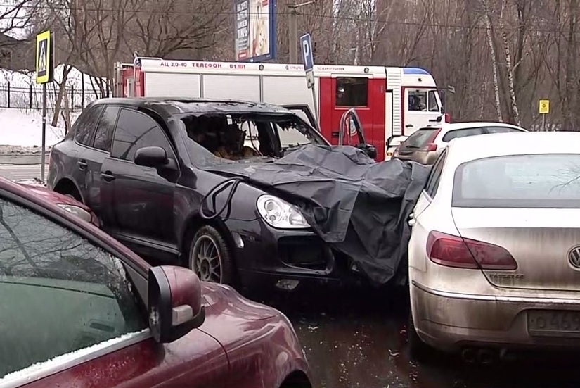 В Москве сын воронежской бизнесвумен сбил пешехода на зебре гоняя на Porsche