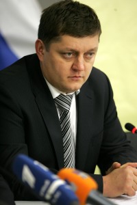 Олег width=200