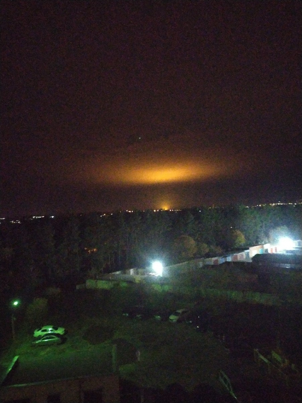 Прогноз погоды в п зарево. Зарево Воронеж. Небо зарево. Зарево ночью. Небо над Воронежем.