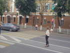 Воронежцев возмутили девицы, делающие селфи посреди проезжей части