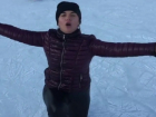 Девушка станцевала искрометную лезгинку на коньках в Воронеже