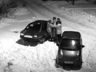 В Воронеже драка соседей за парковочное место попала на видео