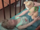 Стало известно о состоянии годовалой девочки, которую избила мать в Воронеже