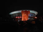 Оранжевого слона у Воронежского цирка предложили сделать рекламой легендарной трэш-ленты