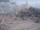 На видео попал снос здания в Воронеже, где кусок стены упал на бизнес-центр
