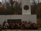 Прощай, Красная Звезда! Воронежские власти убирают с братских могил символ СССР 