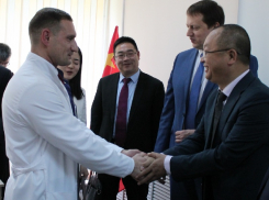 Воронежскую больницу российско-китайской дружбы посетила делегация из Поднебесной