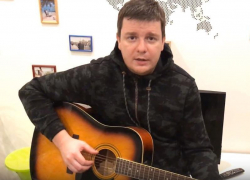 Бригадный подряд вокалист. Бригадный подряд солист. Скляренко 30 лет песня. Скляренко 30 лет песня. Бригадный подряд толян.