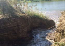 Очередной экологический беспредел — в воронежском микрорайоне Подгорное уничтожают озеро Круглое