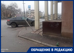 Деструктивные последствия ночного бесчинства показали в центре Воронежа 
