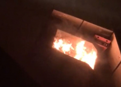 Очищение мусорки огнем записали на видео на окраине Воронежа