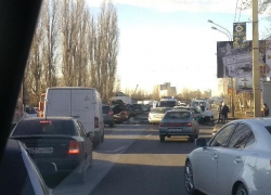 Жуткие последствия ДТП с 5 машинами попали на видео в Воронеже