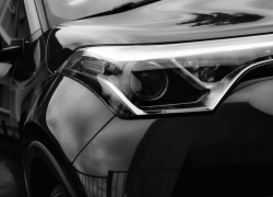 Лжечиновники украли автомобили из салона Toyota на 20 млн рублей в Воронеже