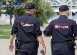 С угрозой пистолетом двое дерзко ограбили жительницу Воронежа