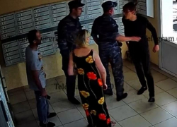 Появилось видео задержания громилы почтовых ящиков с символикой РФ в Воронеже 