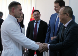 Воронежскую больницу российско-китайской дружбы посетила делегация из Поднебесной