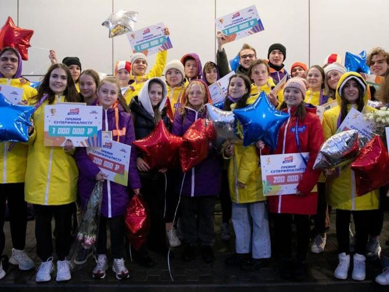 Воронежские школьники вернулись миллионерами с соревнований