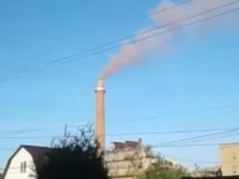 Пугающий выброс завода «Ника-Петротэк» сняли на видео под Воронежем
