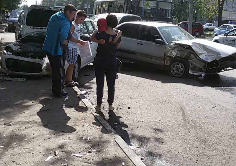 Дом взорвался. Срочно новости. Новости воронежа. Мчс на вызове. Срочная новость сегодня.