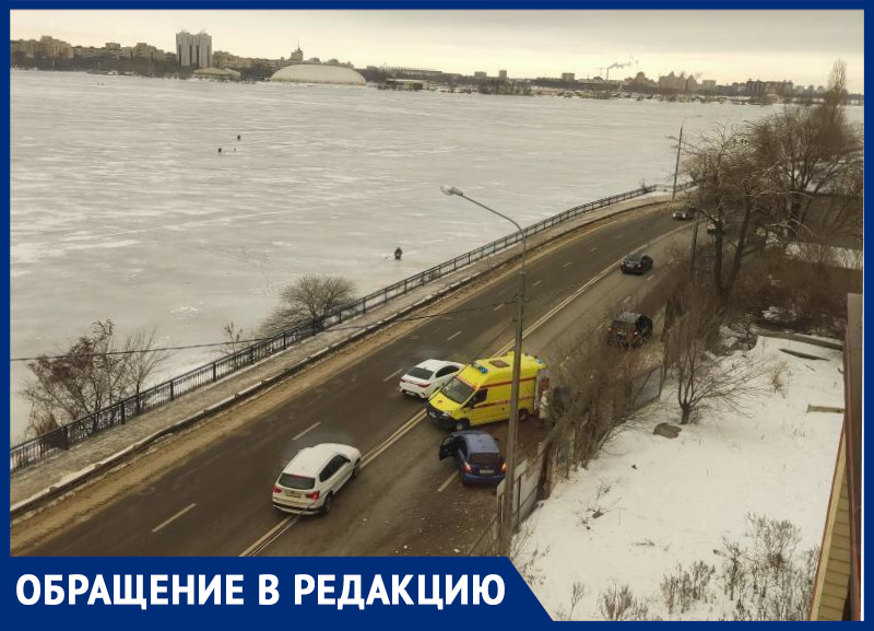 «Людей впечатало в ограждение»: чиновники не нашли денег, чтобы предотвратить серьезное ДТП в Воронеже