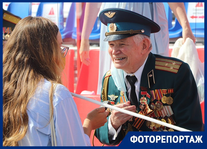 Как прошел парад Победы в эпоху коронавируса в Воронеже