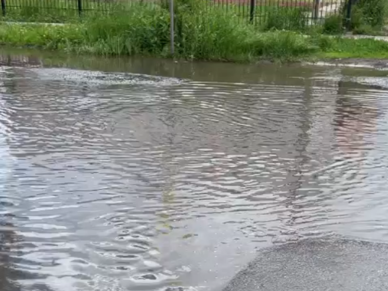 Осадка воронеж. Воронеж затопило. Наводнение на площади Воронеж 1. Потоп в Костроме. Ливень в Костроме.