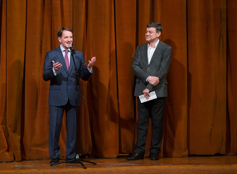В предвыборную кампанию «специалиста по огурцам» Гордеева включился маэстро Бычков