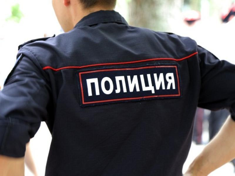 Экс-полицейского обвиняют в крышевании гастарбайтеров перед Днем Победы в Воронеже
