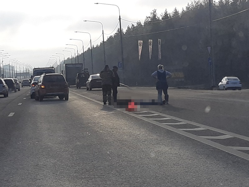 Пассажир выпал из машины и умер в Воронеже