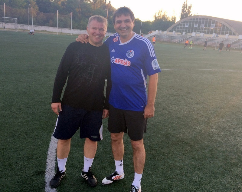 Андрей Марков выполнил обещание — играет в футбол в форме воронежского «Факела»