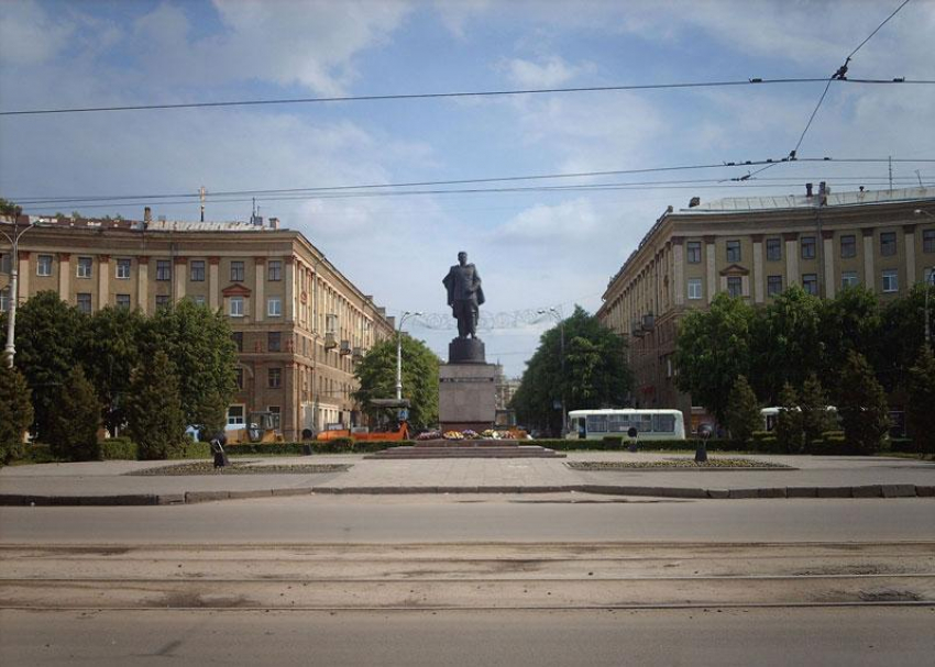 Улица черняховского воронеж фото